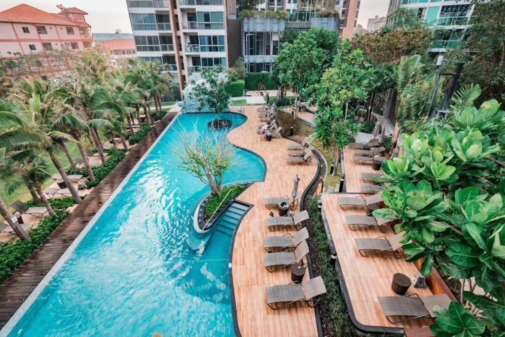 Sea View -High Floor 2 Bed Room Excellent Location Pattaya Exterior photo