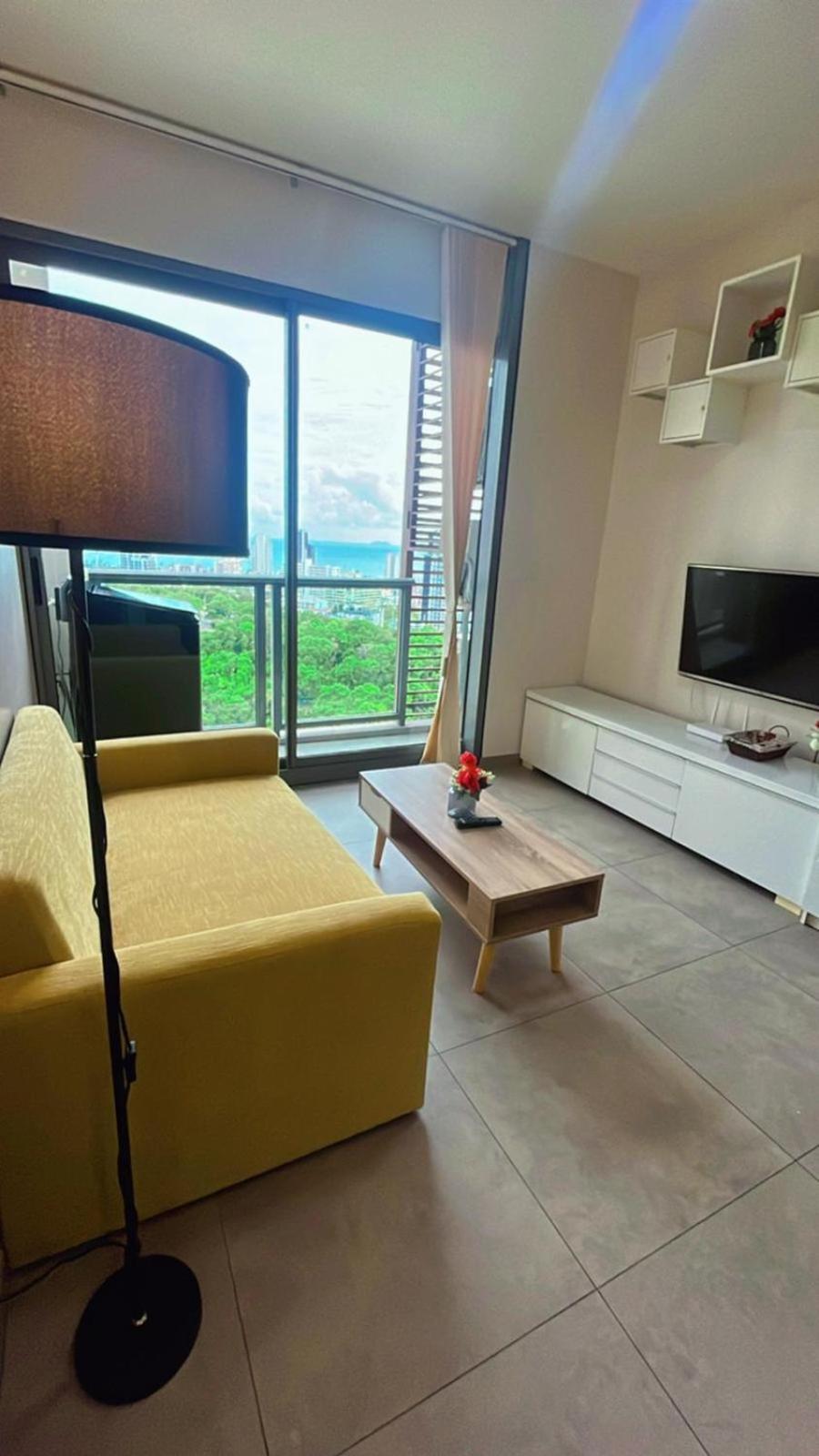 Sea View -High Floor 2 Bed Room Excellent Location Pattaya Exterior photo